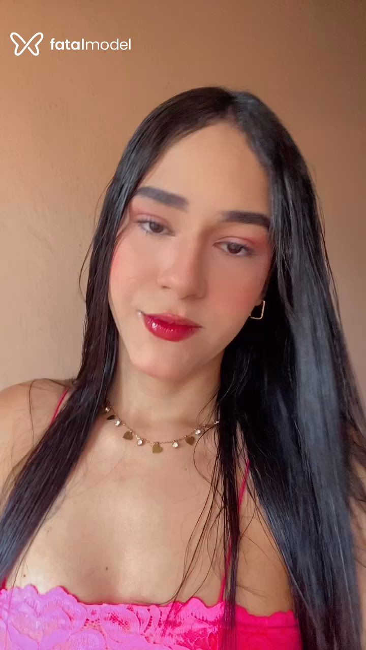 Acompanhante mulher trans morena (o) de olhos castanhos - Angel