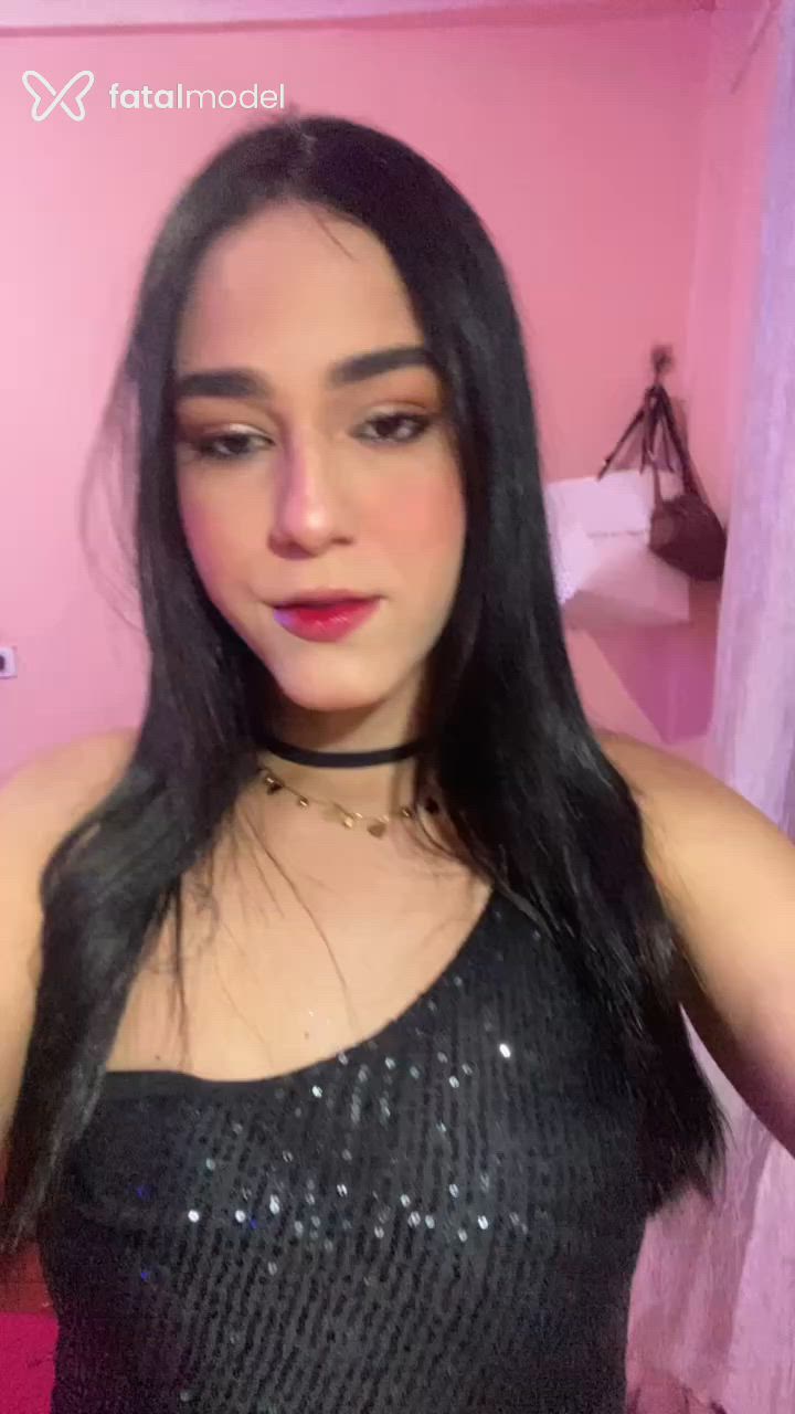 Acompanhante mulher trans morena (o) de olhos castanhos - Angel