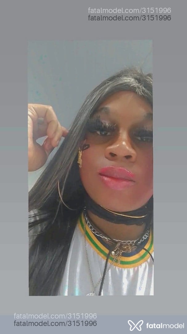 Acompanhante mulher trans morena (o) de olhos castanhos em Novo Gama Acompanhante mulher trans morena (o) de olhos castanhos em Novo Gama - Mmmmm