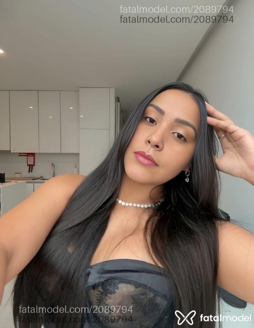 Acompanhante mulher morena (o) de olhos castanhos em Belo Horizonte - Mirella Santos