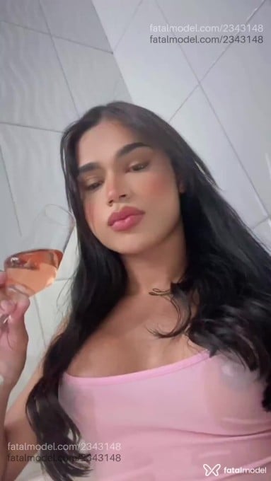 Acompanhante mulher trans morena (o) de olhos castanhos em Marabá Acompanhante mulher trans morena (o) de olhos castanhos em Marabá - Melissa