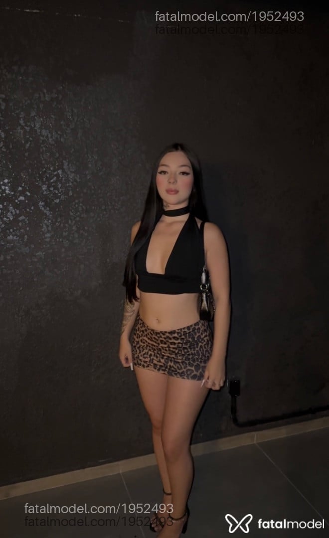Acompanhante mulher morena (o) de olhos castanhos em Curitiba - Naomi Kawasaki