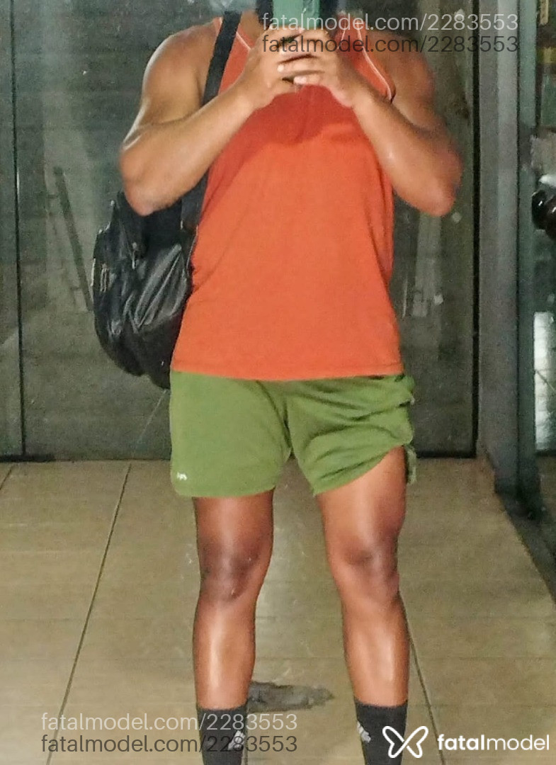 Acompanhante homem com cabelo castanho de olhos pretos em Rio de Janeiro - Jackk
