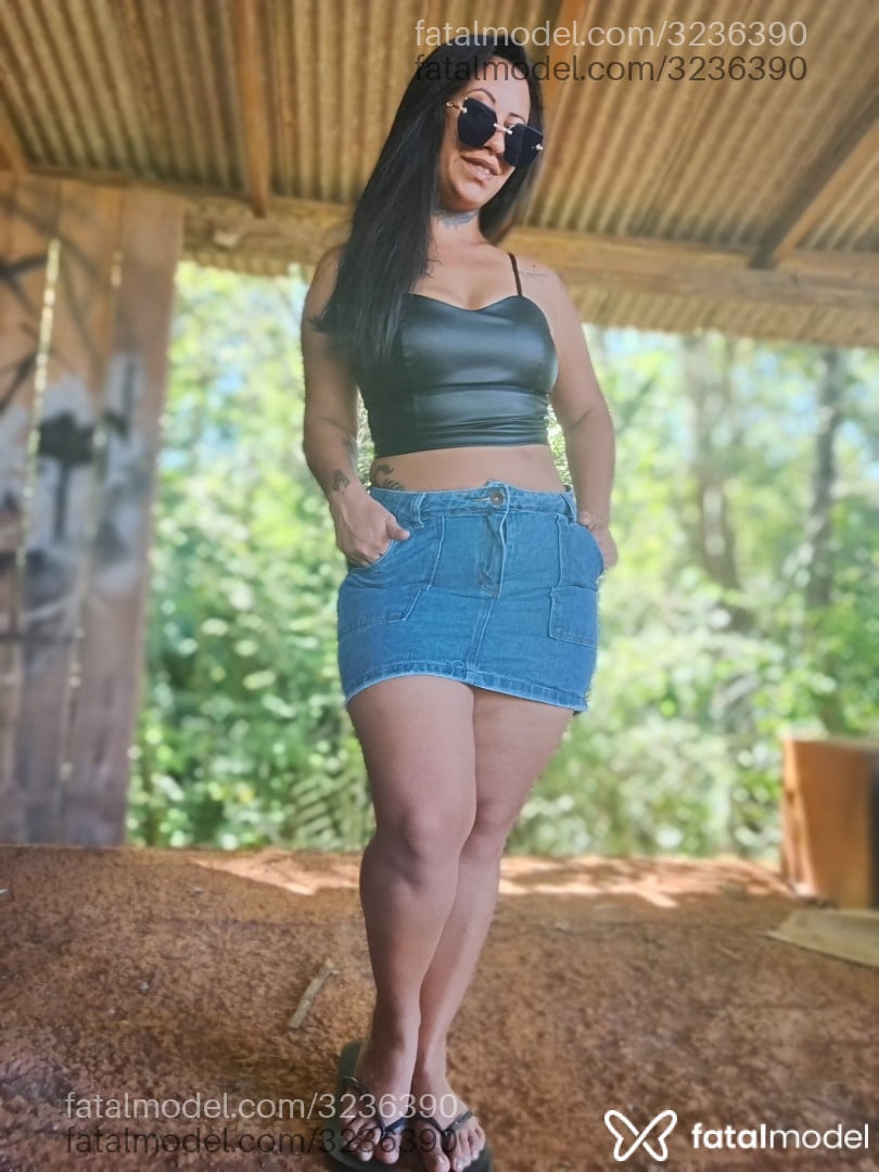 Acompanhante mulher morena (o) de olhos pretos em Pinhalzinho - Jaqueline