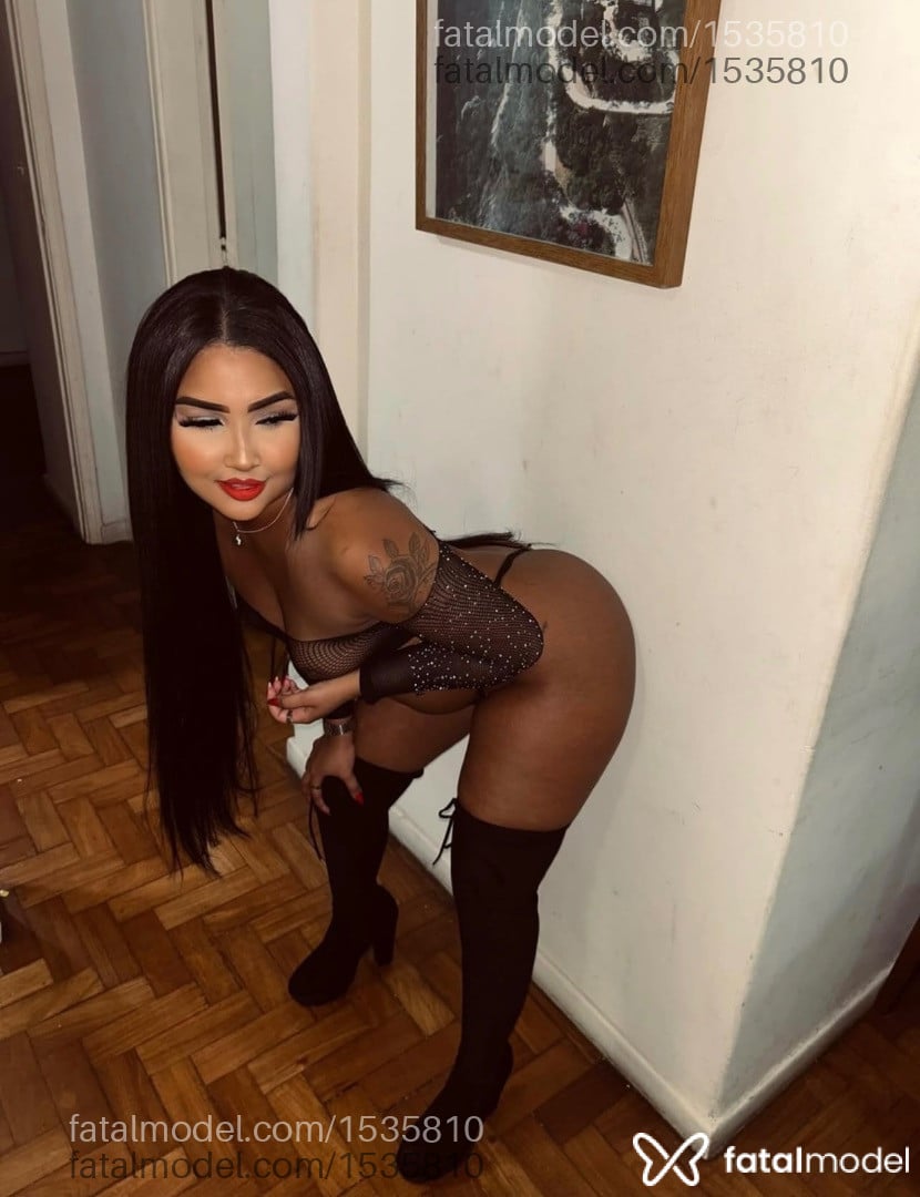 Acompanhante mulher morena (o) de olhos pretos em Rio de Janeiro - Estrela