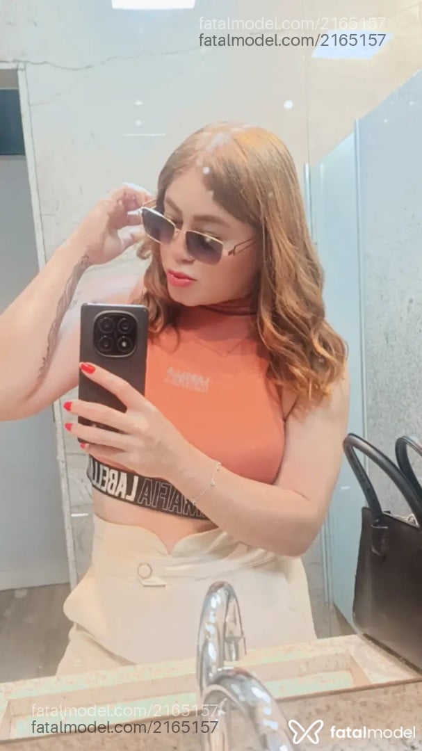 Acompanhante mulher ruiva (o) de olhos castanhos - Wanessa Acompanhante mulher ruiva (o) de olhos castanhos - Wanessa