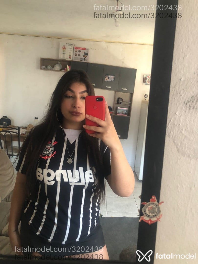 Acompanhante mulher morena (o) de olhos castanhos em São Paulo - Gabriella