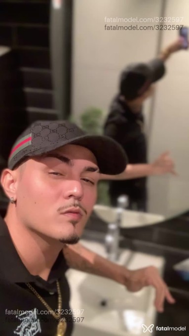 Acompanhante homem morena (o) de olhos castanhos - Magrinroludo Acompanhante homem morena (o) de olhos castanhos - Magrinroludo