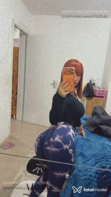 Acompanhante mulher ruiva (o) de olhos verdes em Canoas - Mary Muller