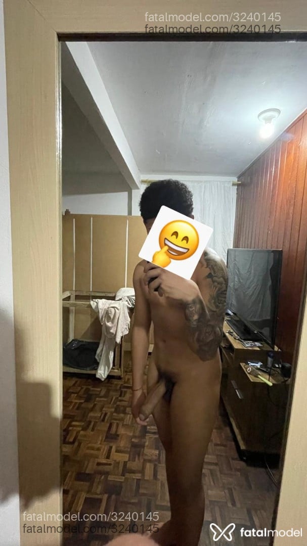 Acompanhante homem morena (o) de olhos castanhos em Curitiba Acompanhante homem morena (o) de olhos castanhos em Curitiba - Micchelle