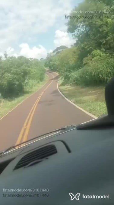 Acompanhante homem com cabelo grisalho de olhos castanhos em Tapejara Acompanhante homem com cabelo grisalho de olhos castanhos em Tapejara - Paupequeno