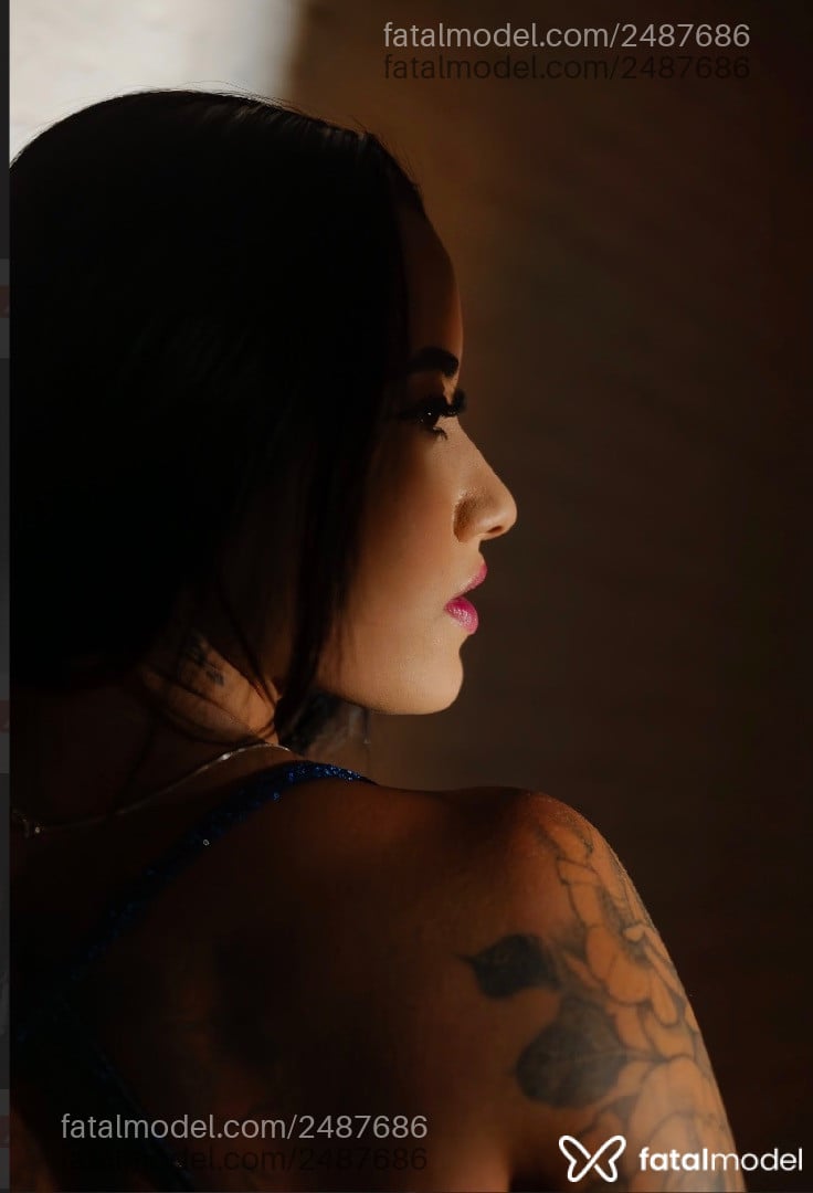 Acompanhante mulher morena (o) de olhos castanhos em São Paulo - Rafaella