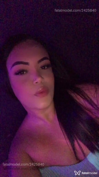 Acompanhante mulher morena (o) de olhos pretos em São Roque de Minas Acompanhante mulher morena (o) de olhos pretos em São Roque de Minas - Paloma Gabriely