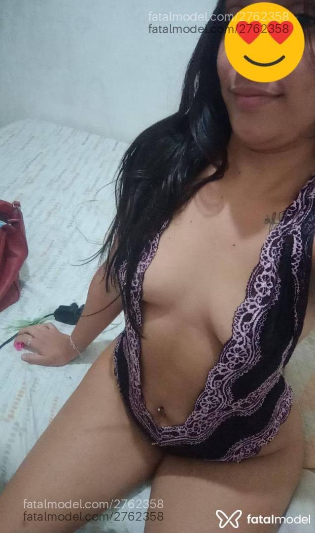 Acompanhante mulher morena (o) de olhos castanhos - Larissa