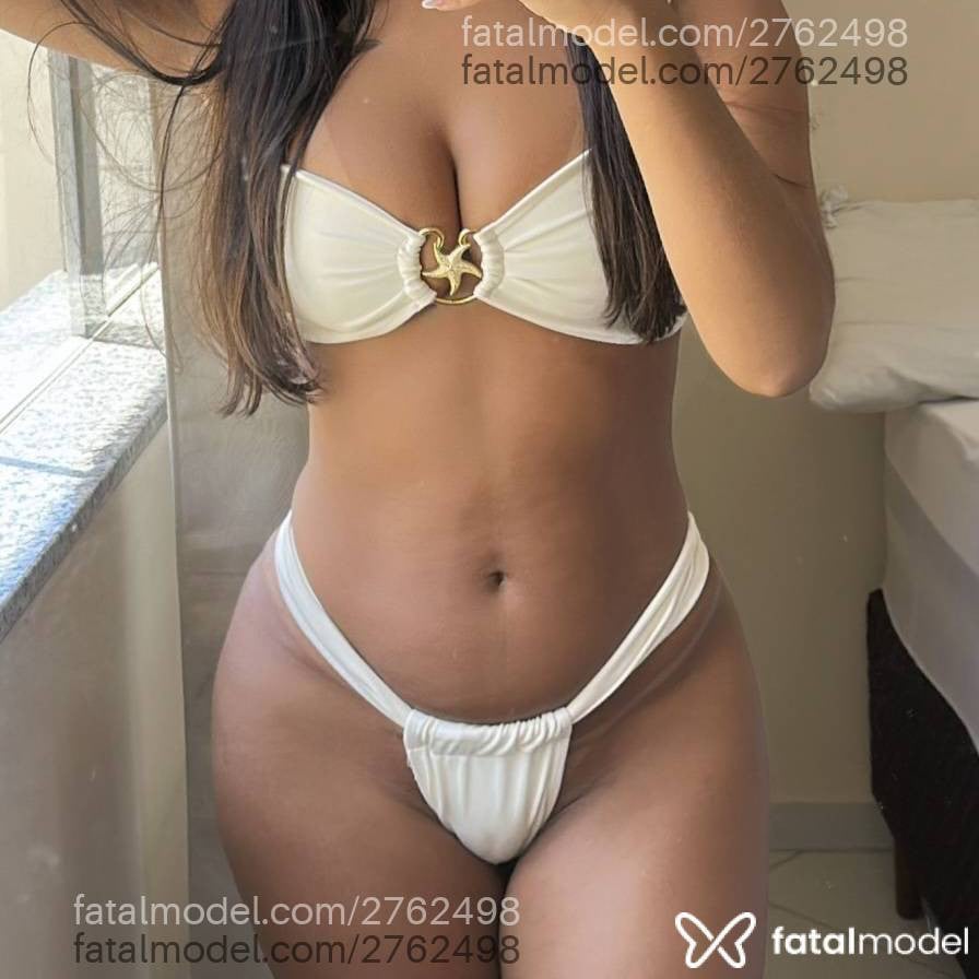 Acompanhante mulher morena (o) de olhos pretos - Bruna
