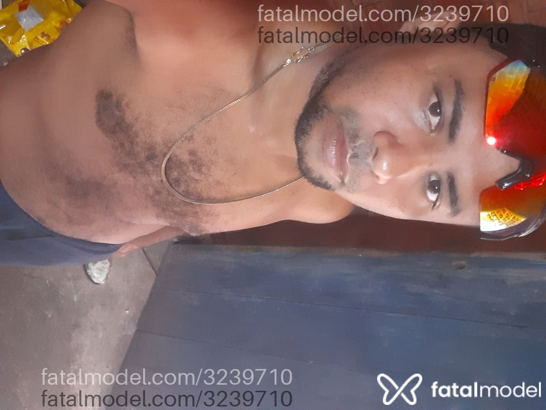 Acompanhante homem morena (o) de olhos castanhos em Piripiri - Alecrim Kioto