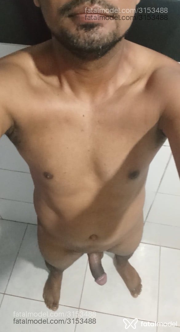 Acompanhante homem morena (o) de olhos pretos em Porto Velho - Fênix