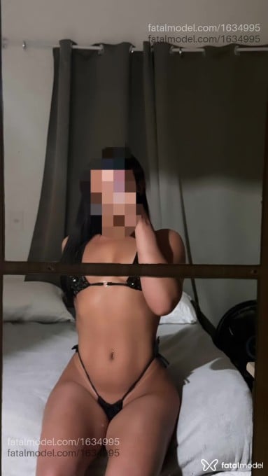 Acompanhante mulher morena (o) de olhos pretos em Belo Horizonte - Louise Martinelli