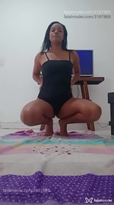 Acompanhante mulher morena (o) de olhos pretos em Virtual - Samara