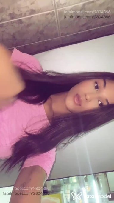 Acompanhante mulher trans com cabelo castanho de olhos pretos em São Paulo - Eduarda Mirelly