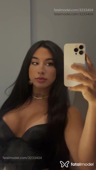 Acompanhante mulher trans morena (o) de olhos castanhos em Rio de Janeiro Acompanhante mulher trans morena (o) de olhos castanhos em Rio de Janeiro - Isabella Kriok