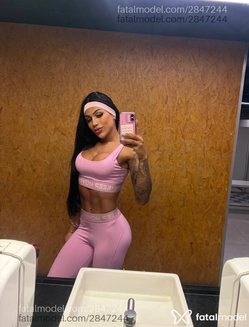 Acompanhante mulher trans morena (o) de olhos pretos em Curitiba - Khauany