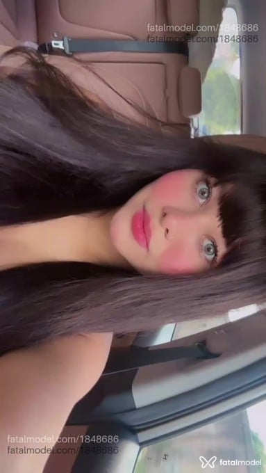 Acompanhante mulher morena (o) de olhos verdes em Virtual - Lola Kitty