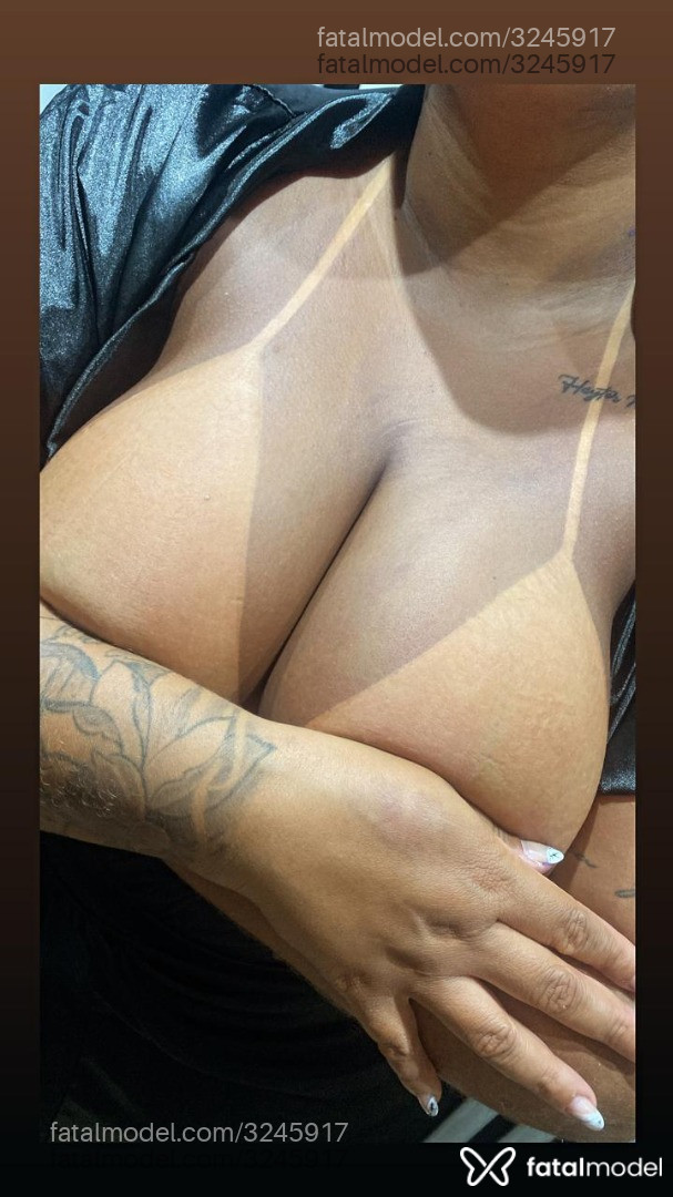 Acompanhante mulher morena (o) de olhos pretos em São Paulo - Anny Fernandes