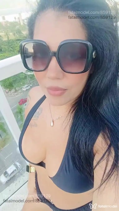 Acompanhante mulher morena (o) de olhos castanhos - Sabrina Acompanhante mulher morena (o) de olhos castanhos - Sabrina