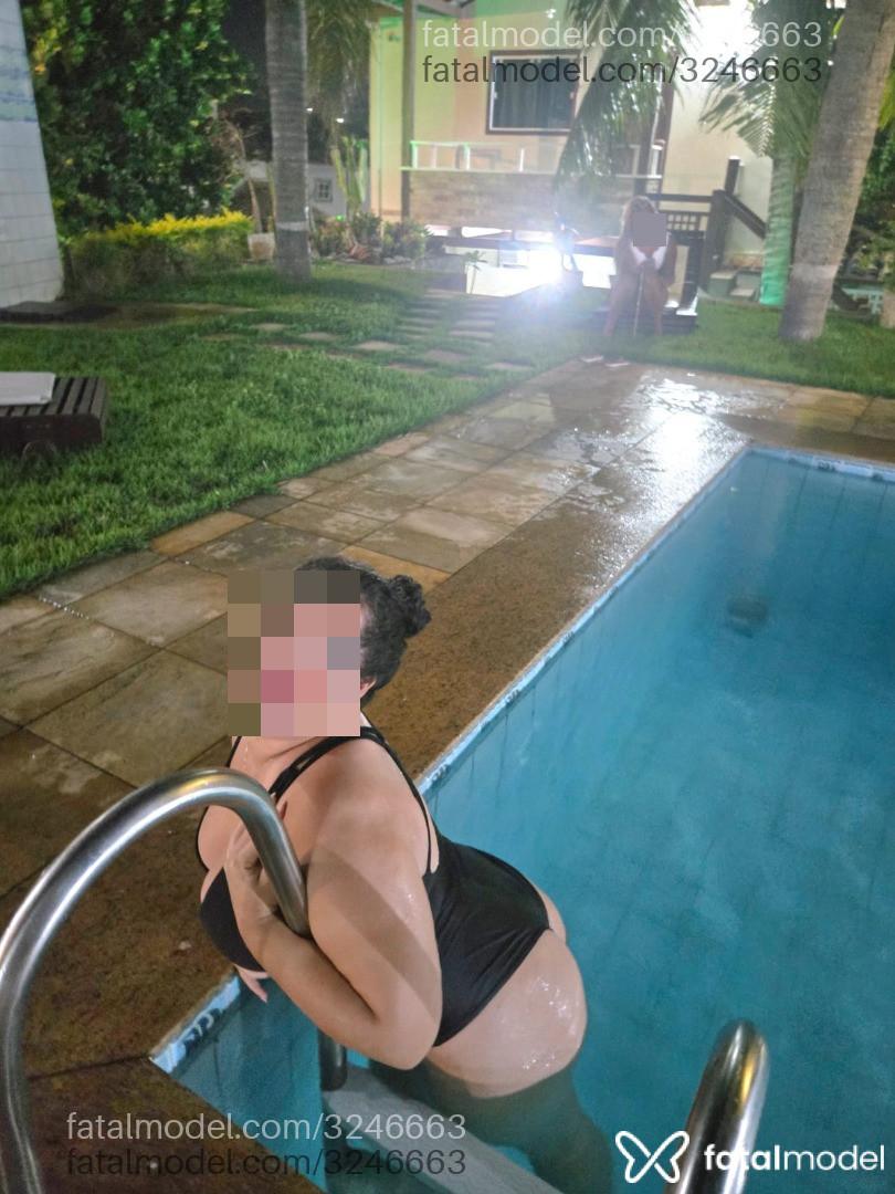 Acompanhante mulher com cabelo castanho de olhos castanhos em Virtual Acompanhante mulher com cabelo castanho de olhos castanhos em Virtual - Pérola