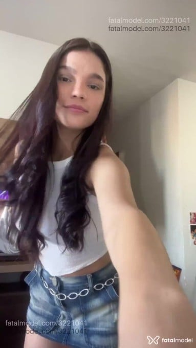 Acompanhante mulher morena (o) de olhos pretos em Curitiba - Larissa Vasco