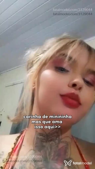 Acompanhante mulher loira (o) de olhos castanhos em Rondonópolis - Pamera