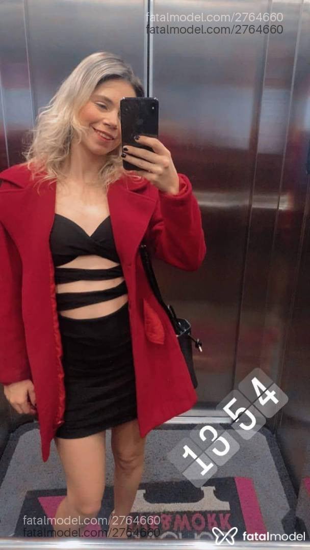 Acompanhante mulher loira (o) de olhos castanhos em Palhoça - Talia