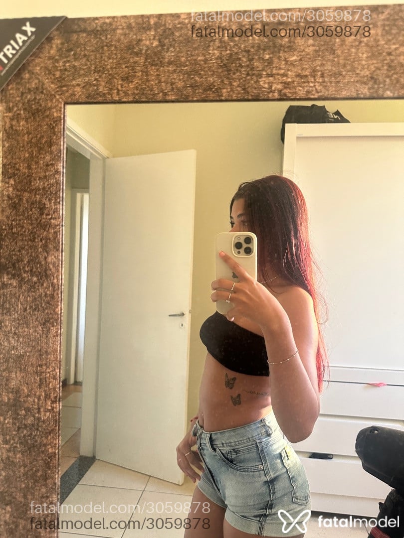Acompanhante mulher morena (o) de olhos castanhos em Rio de Janeiro - Iasmin