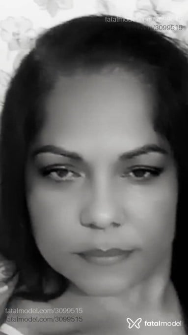 Acompanhante mulher morena (o) de olhos pretos em Goiânia - Isabela