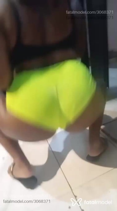 Acompanhante mulher morena (o) de olhos castanhos em Recife - Raiadiabinha