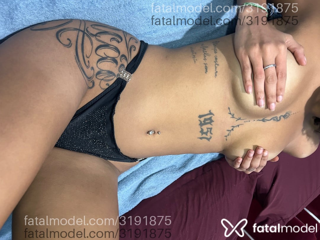 Acompanhante mulher com cabelo castanho de olhos castanhos em Jaguarão Acompanhante mulher com cabelo castanho de olhos castanhos em Jaguarão - Cecília