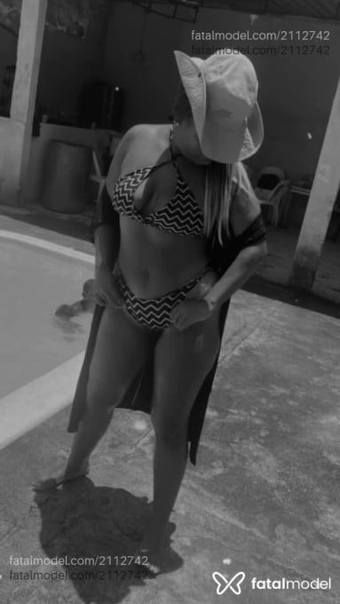 Acompanhante mulher com cabelo castanho de olhos pretos em Rio de Janeiro - Shellvyncereja