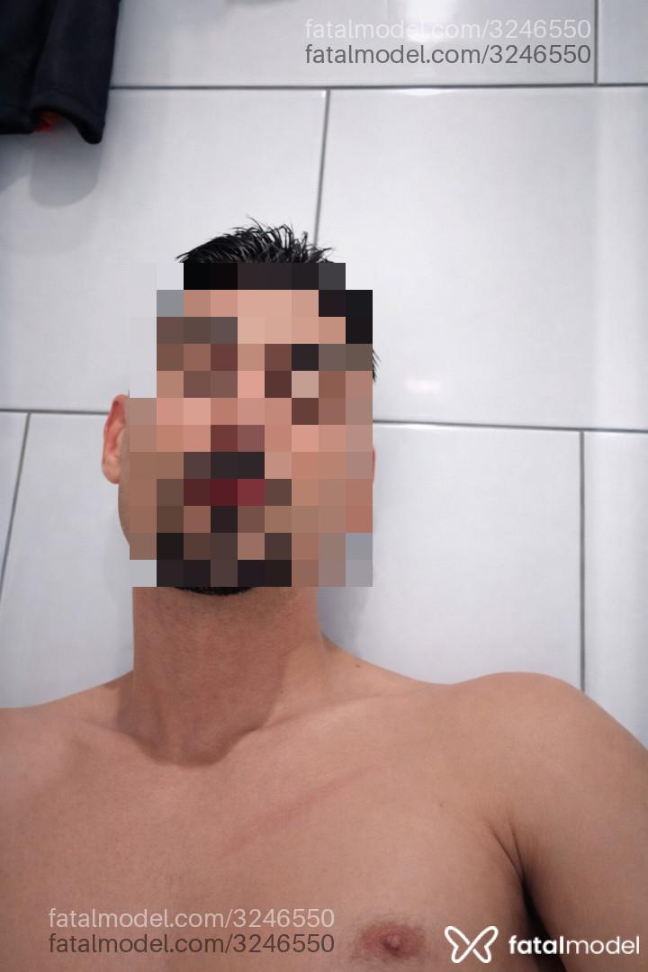 Acompanhante homem morena (o) de olhos castanhos em Virtual - Magrim