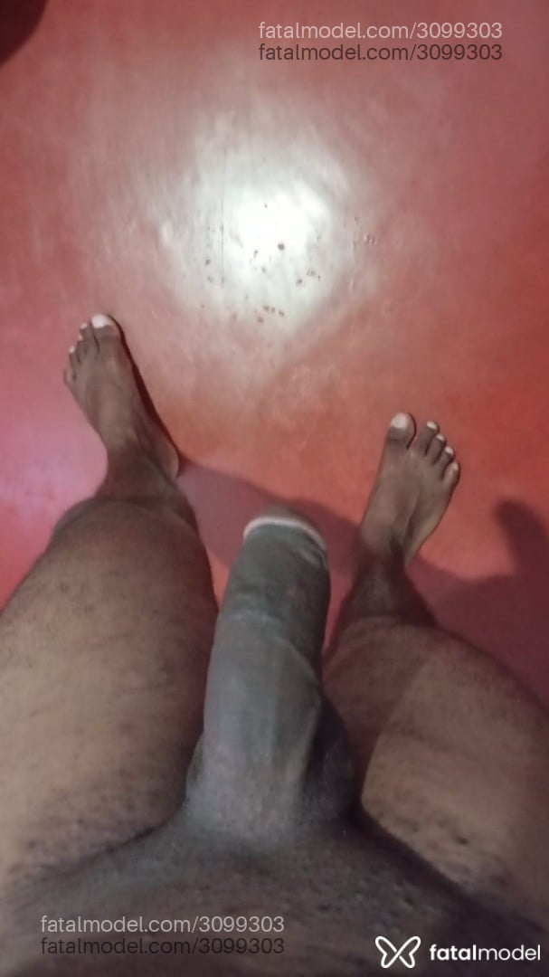 Acompanhante homem morena (o) de olhos pretos em Curvelo Acompanhante homem morena (o) de olhos pretos em Curvelo - Michael