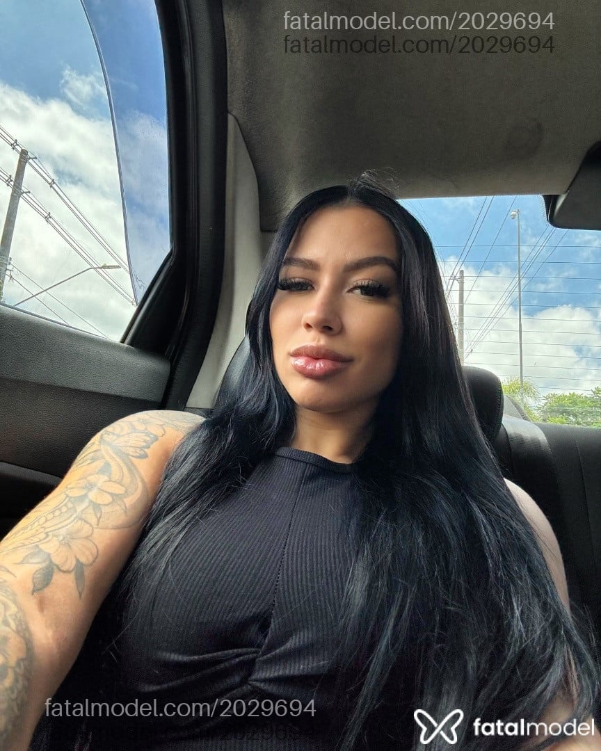 Acompanhante mulher morena (o) de olhos verdes em São Paulo - Giovanna