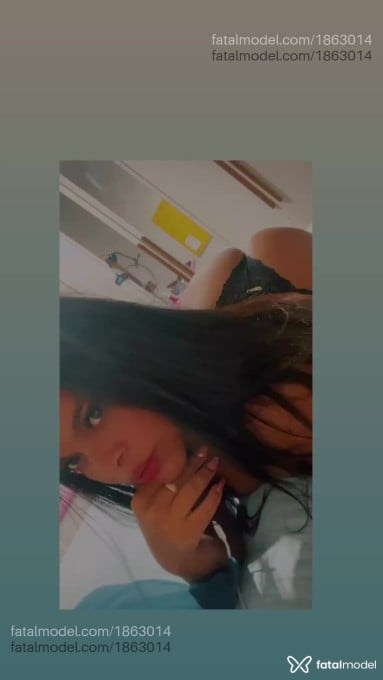 Acompanhante mulher com cabelo castanho de olhos castanhos - RayaneCristina
