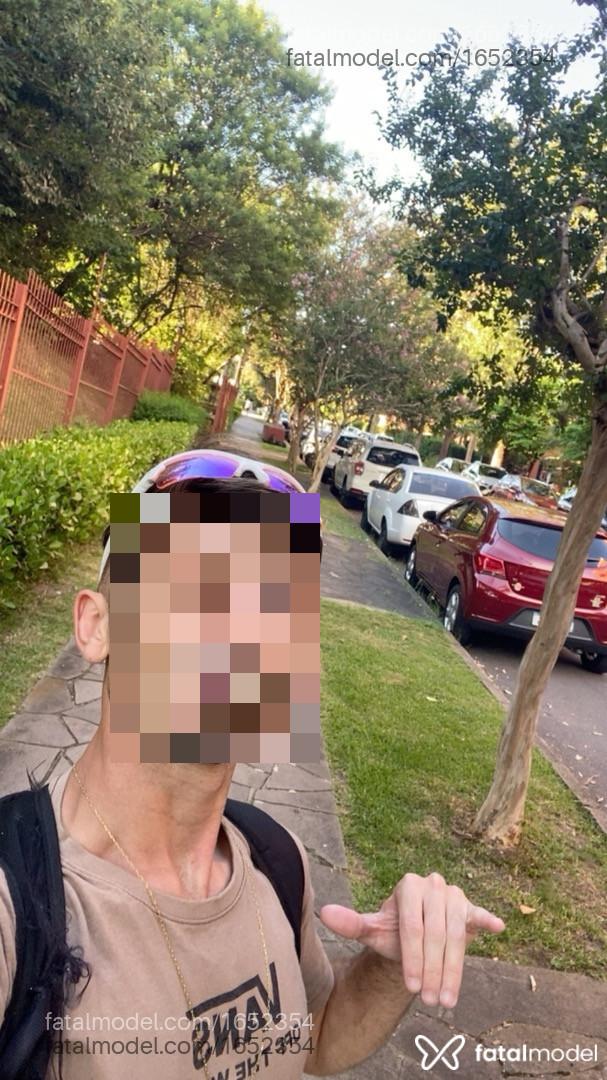Acompanhante homem com cabelo castanho de olhos castanhos em Florianópolis - Piter Capelec