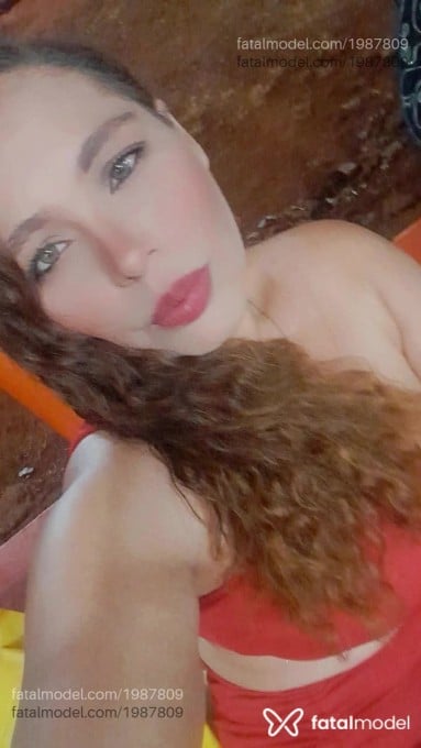 Acompanhante mulher loira (o) de olhos verdes em Pirapora Acompanhante mulher loira (o) de olhos verdes em Pirapora - Eliz