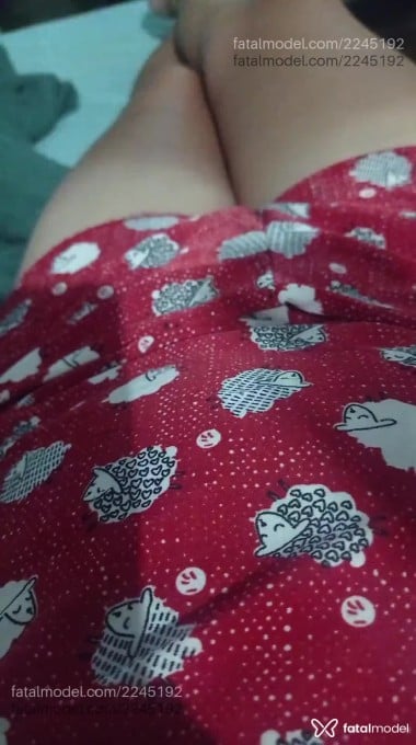 Acompanhante mulher loira (o) de olhos castanhos em Virtual - Putinhacasada