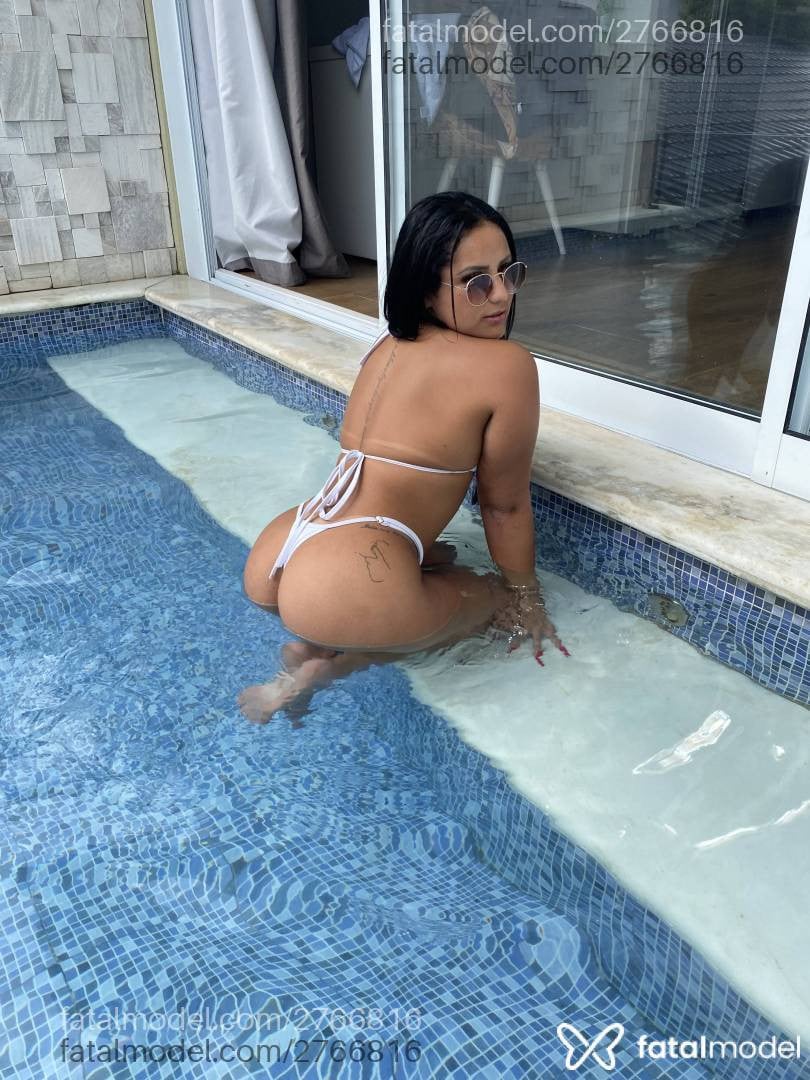 Acompanhante mulher morena (o) de olhos mel - Alice Leal