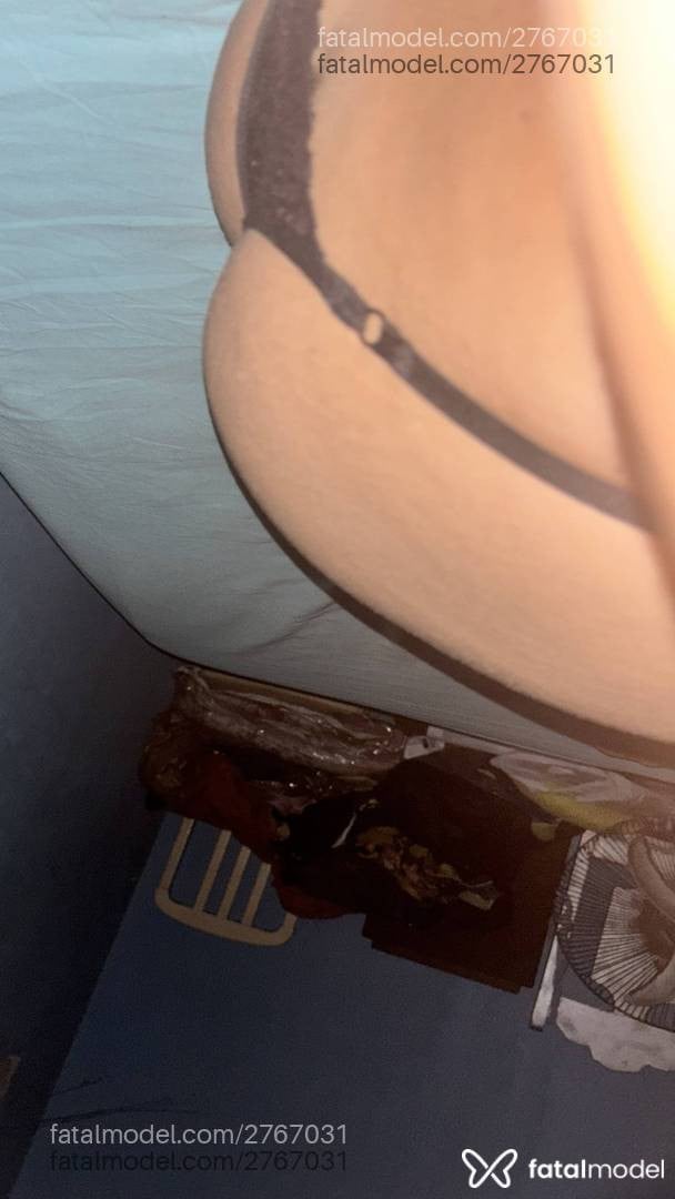 Acompanhante mulher com cabelo castanho de olhos castanhos em Cuiabá - Paola