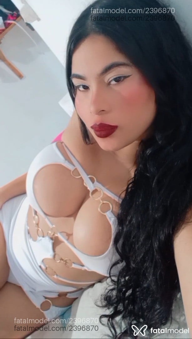 Acompanhante mulher morena (o) de olhos pretos em Pato Branco - Mavipretty