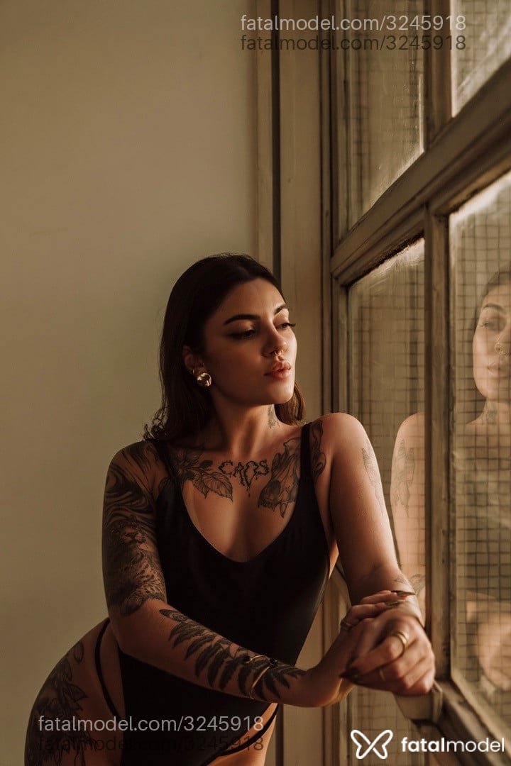 Acompanhante mulher morena (o) de olhos castanhos em Rio de Janeiro - Elise Amato