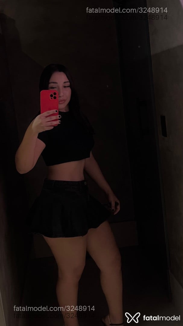 Acompanhante mulher morena (o) de olhos castanhos em Rio de Janeiro - Scarlett